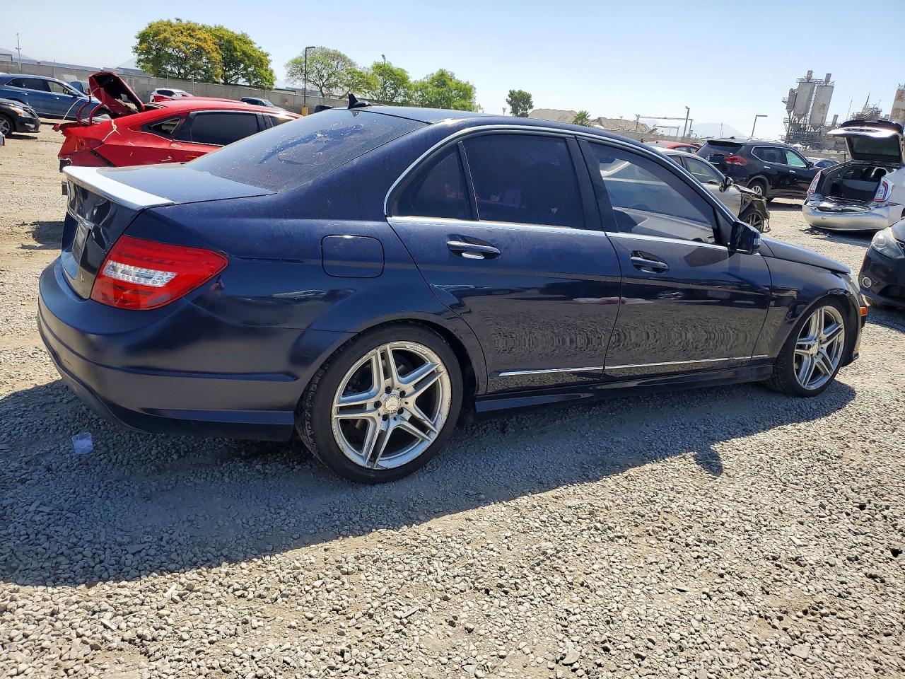 2013 Mercedes-Benz C 250 - Фото 3