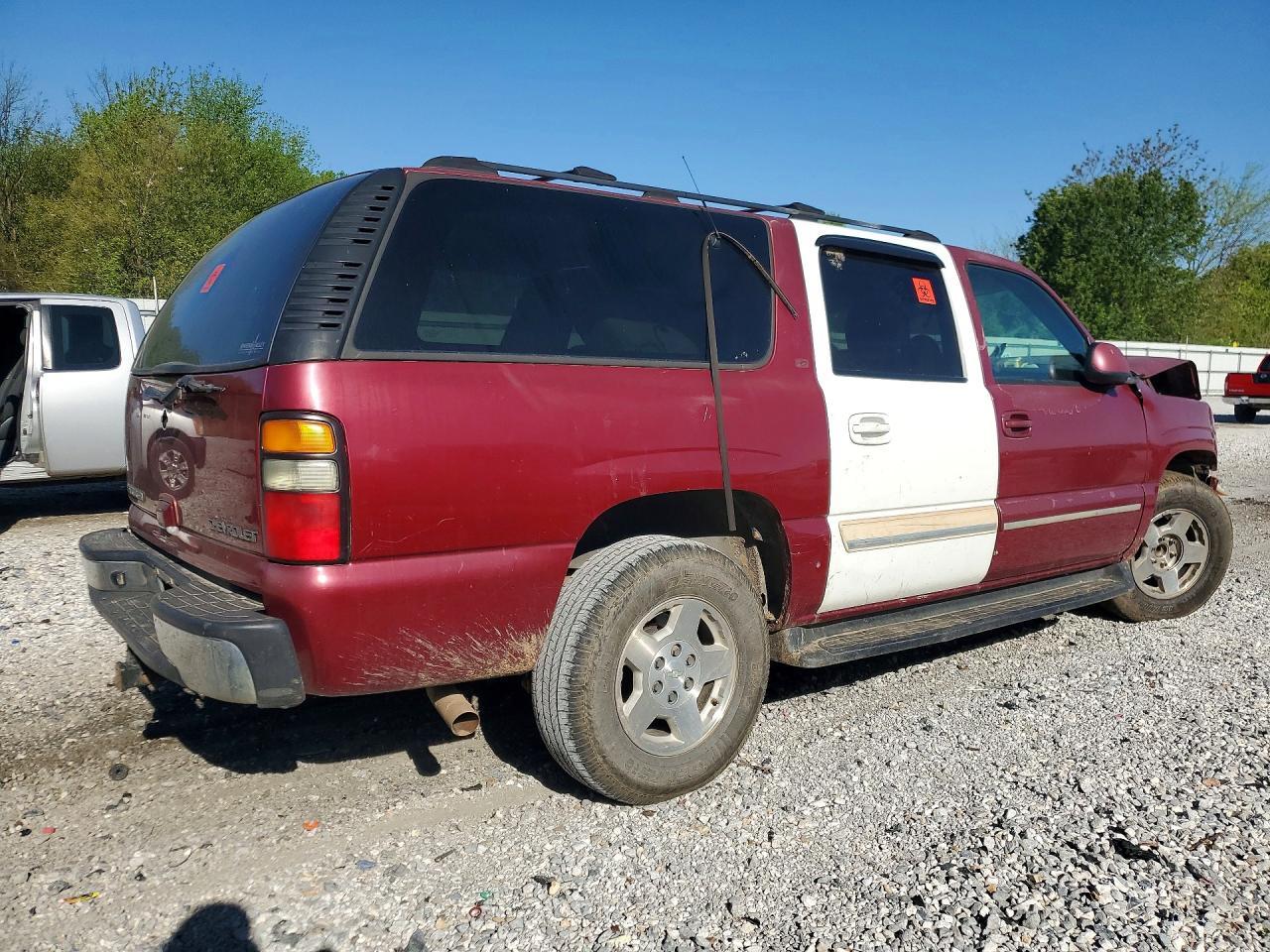 2004 Chevrolet Suburban C1500 - Фото 3