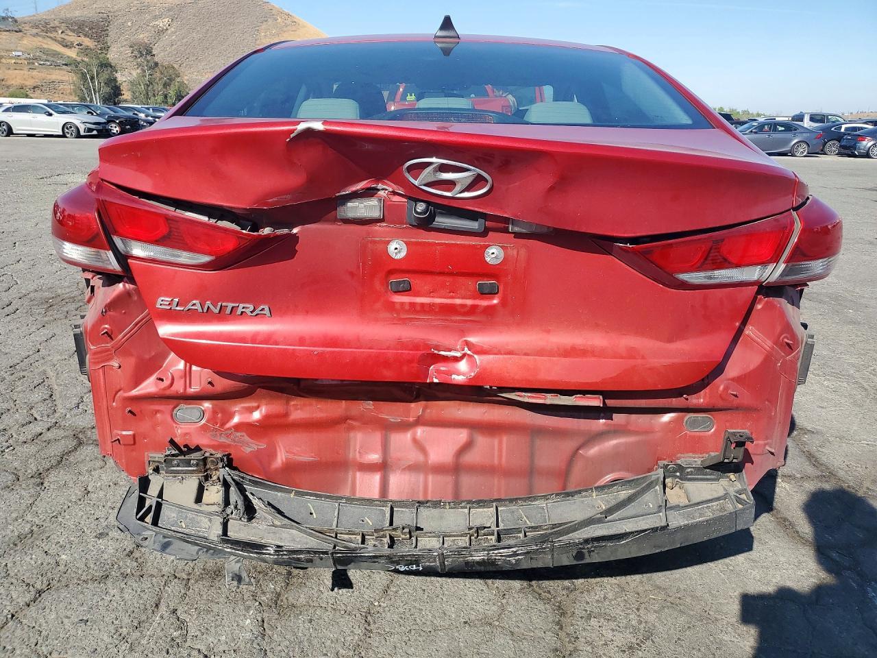 2017 Hyundai Elantra Se - Image 6