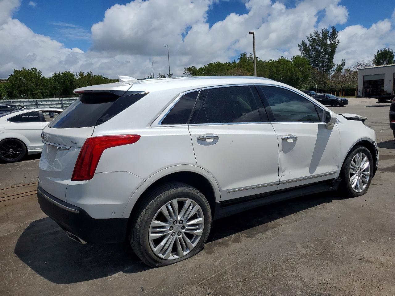 2019 Cadillac Xt5 Premium Luxury - Фото 3