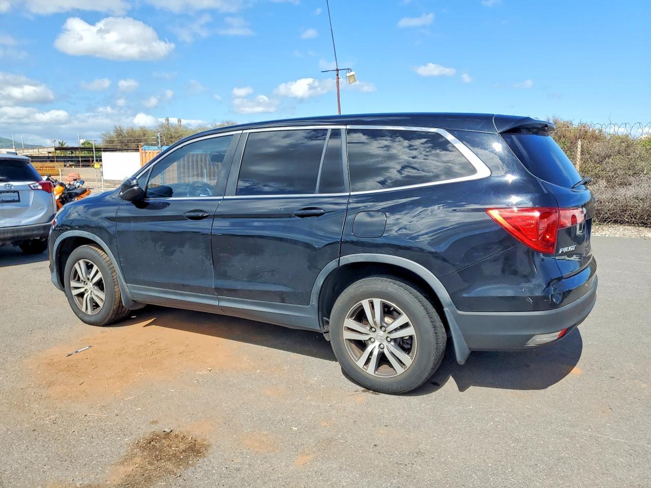 2016 Honda Pilot Exl - Image 2