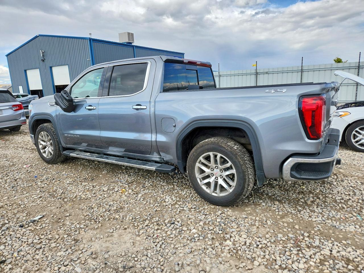 2021 GMC Sierra K1500 Slt - Image 2