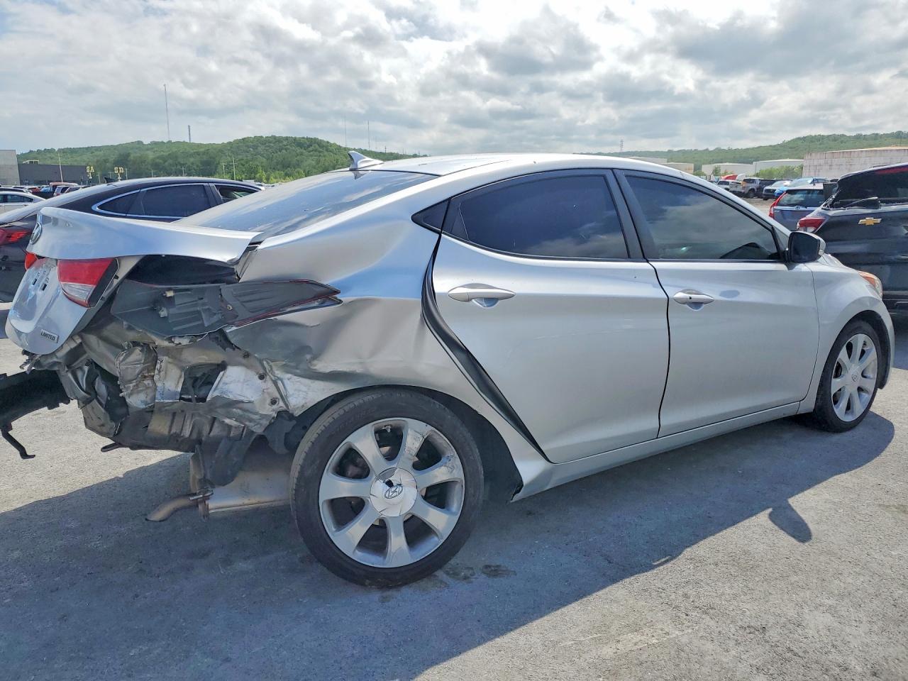 2012 Hyundai Elantra Limited - Фото 3