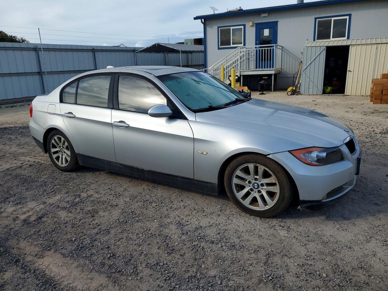 2006 BMW 325 - Фото 4
