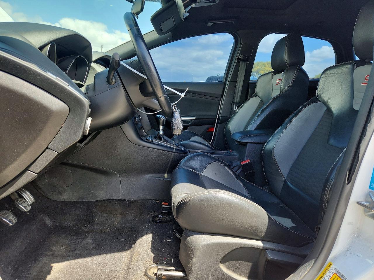 2017 Ford Focus St - Image 7