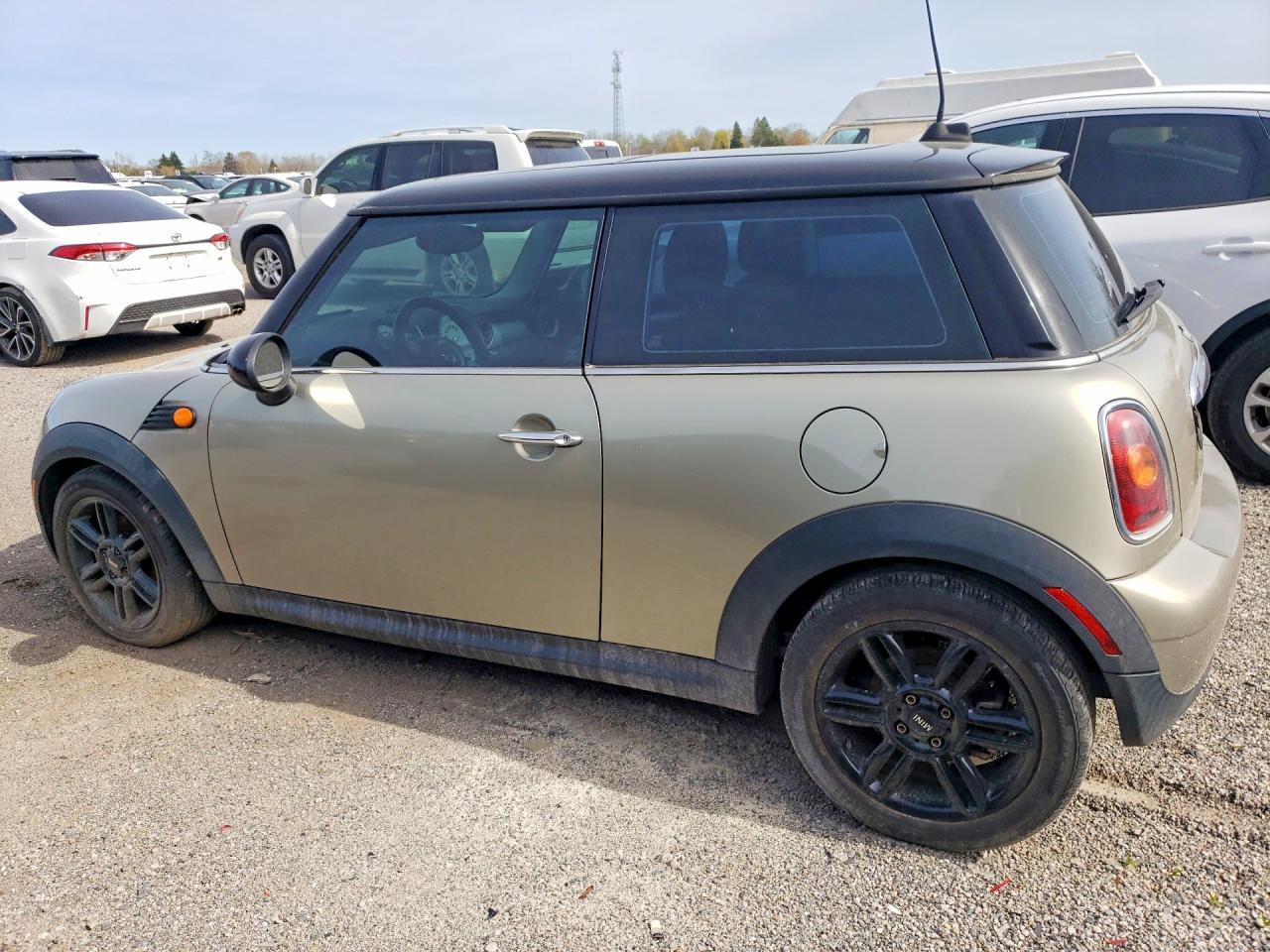2008 Mini Cooper - Image 2