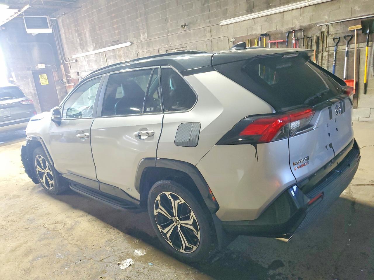2021 Toyota Rav4 Prime Xse - Фото 2