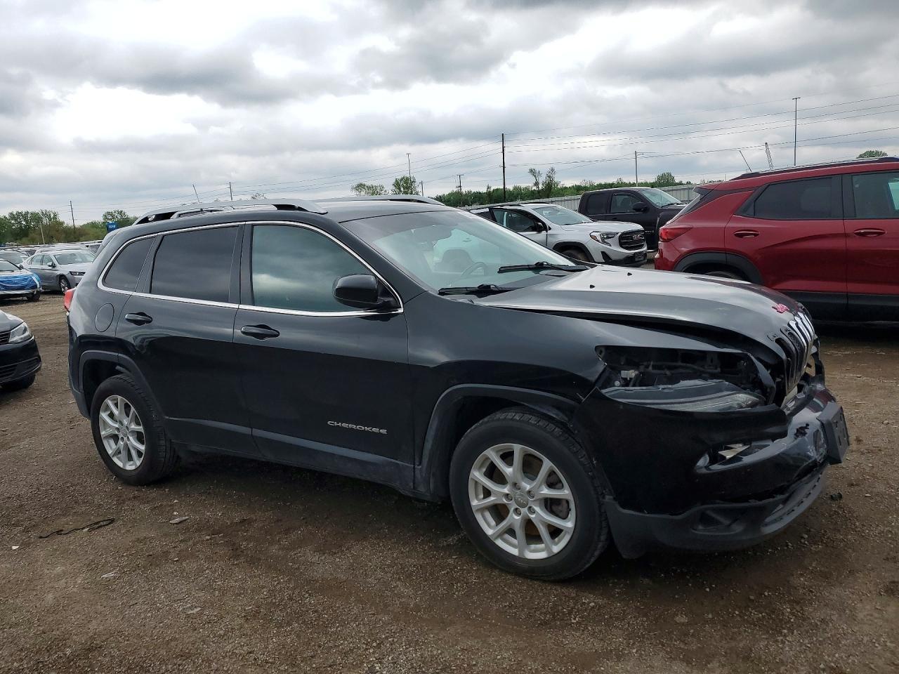 2016 Jeep Cherokee Latitude - Image 4