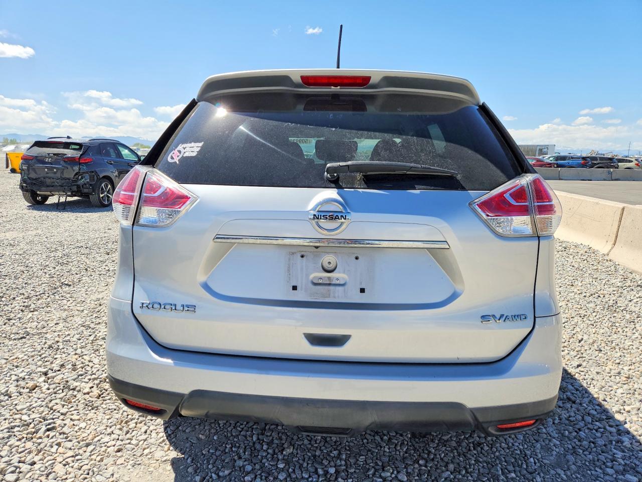 2015 Nissan Rogue Sv - Image 6