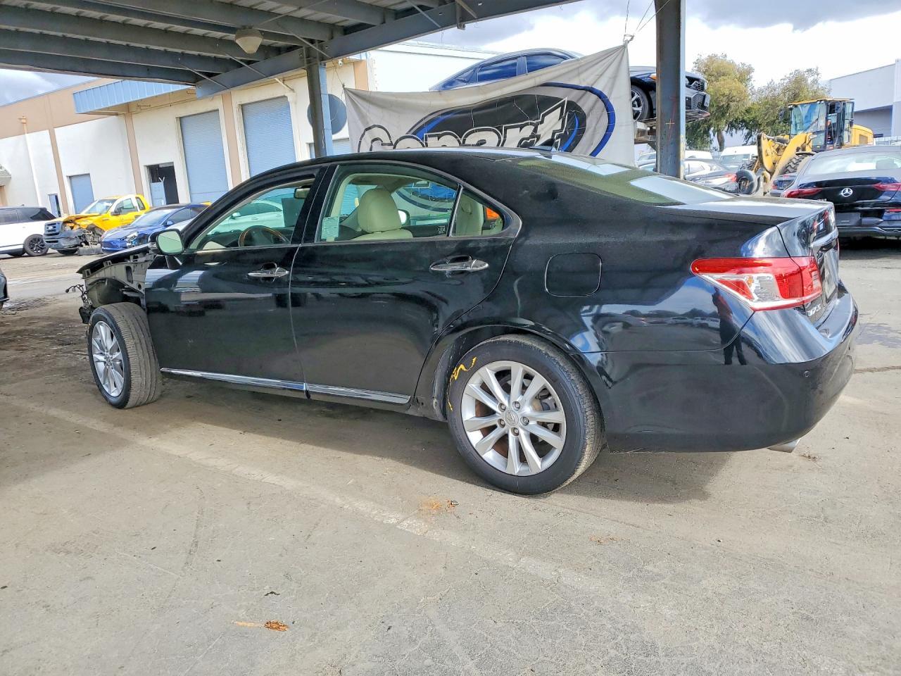2010 Lexus Es 350 - Фото 2