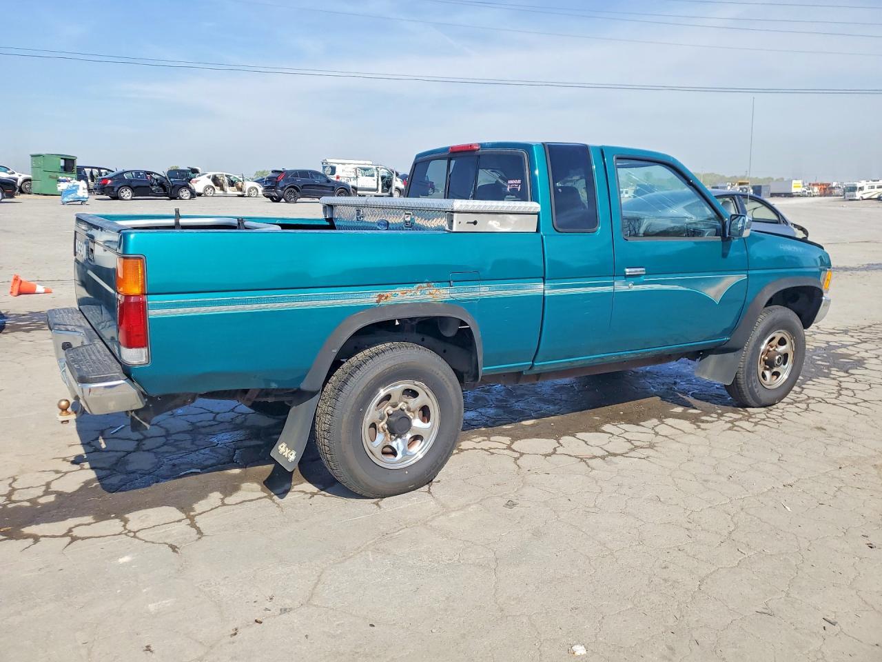 1995 Nissan Truck King Cab Xe - Image 3