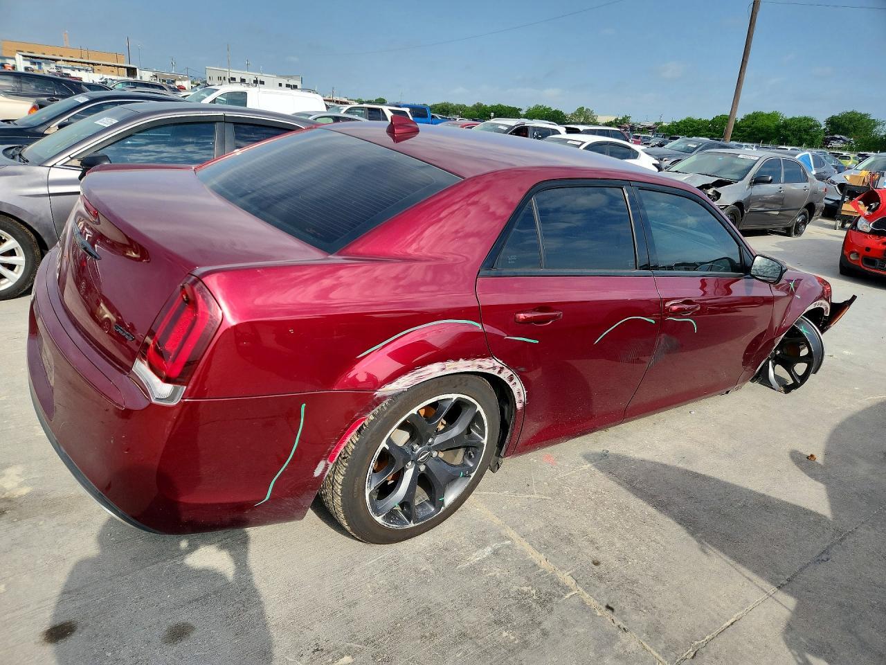 2021 Chrysler 300 Touring - Image 3