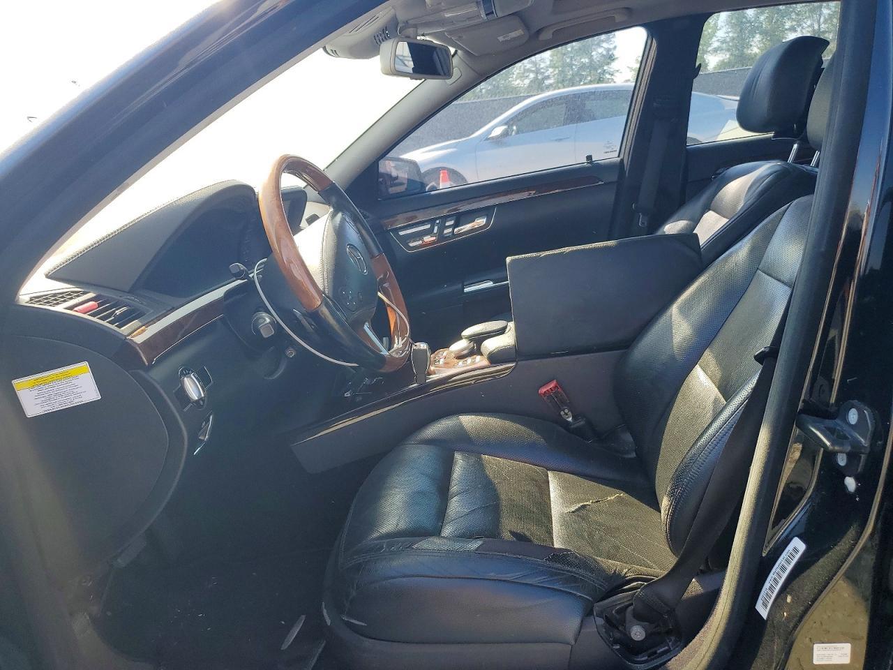 2011 Mercedes-Benz S 550 4Matic - Image 7