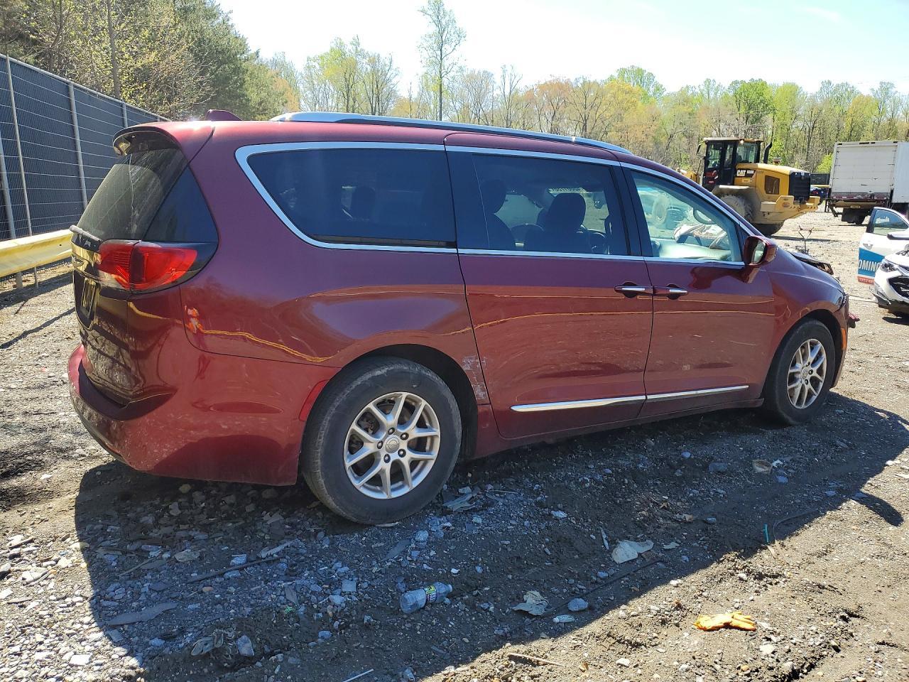 2020 Chrysler Pacifica Touring L - Фото 3