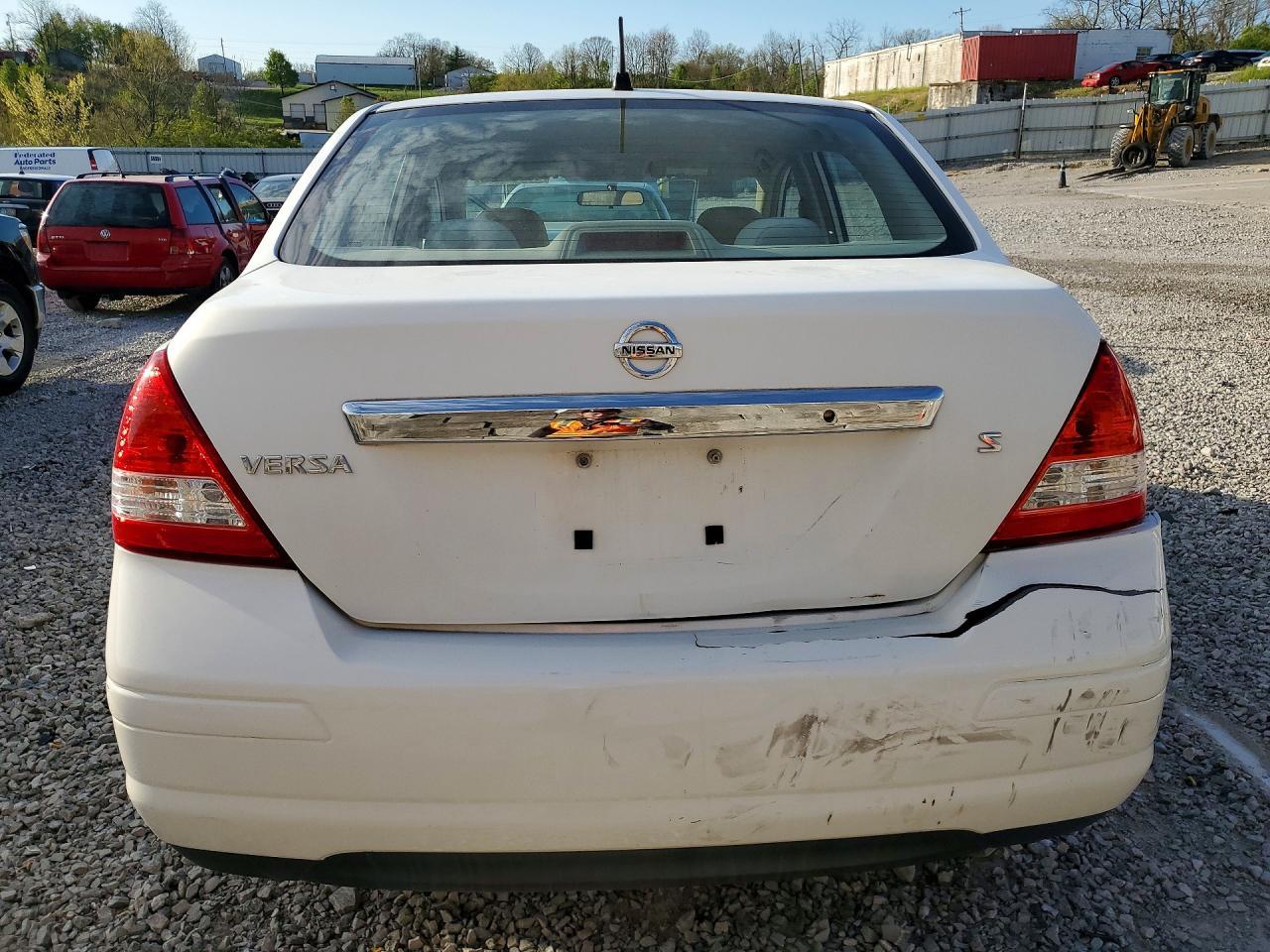 2007 Nissan Versa 1.8 S - Фото 6