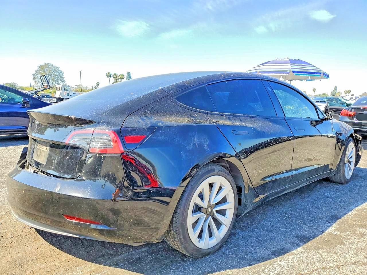 2023 Tesla Model 3 - Image 3