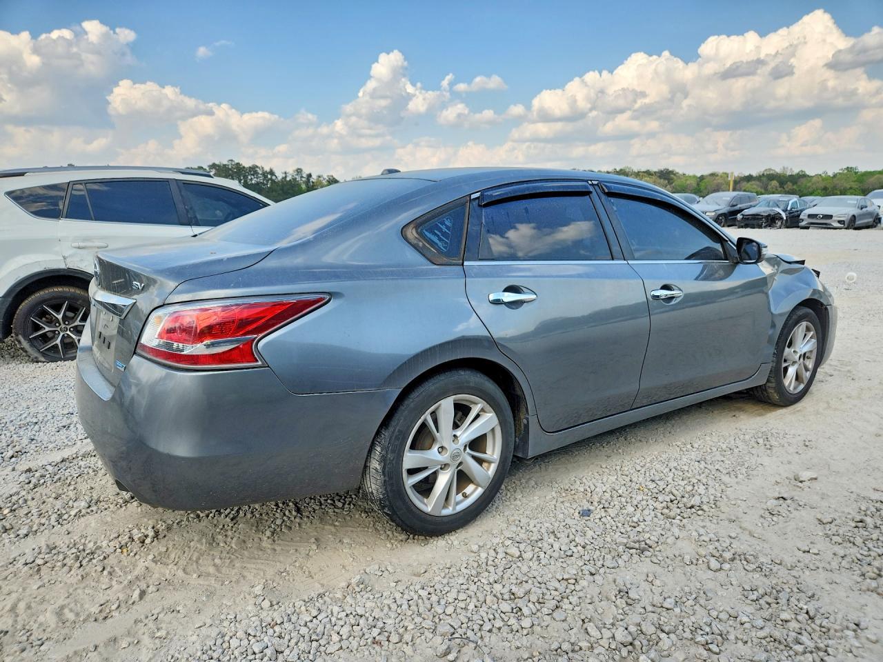 2014 Nissan Altima 2.5 Sv - Image 3
