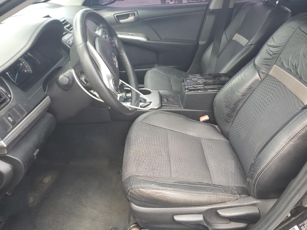 2014 Toyota Camry Se - Image 7