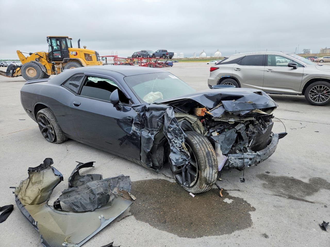 2019 Dodge Challenger R - Image 4