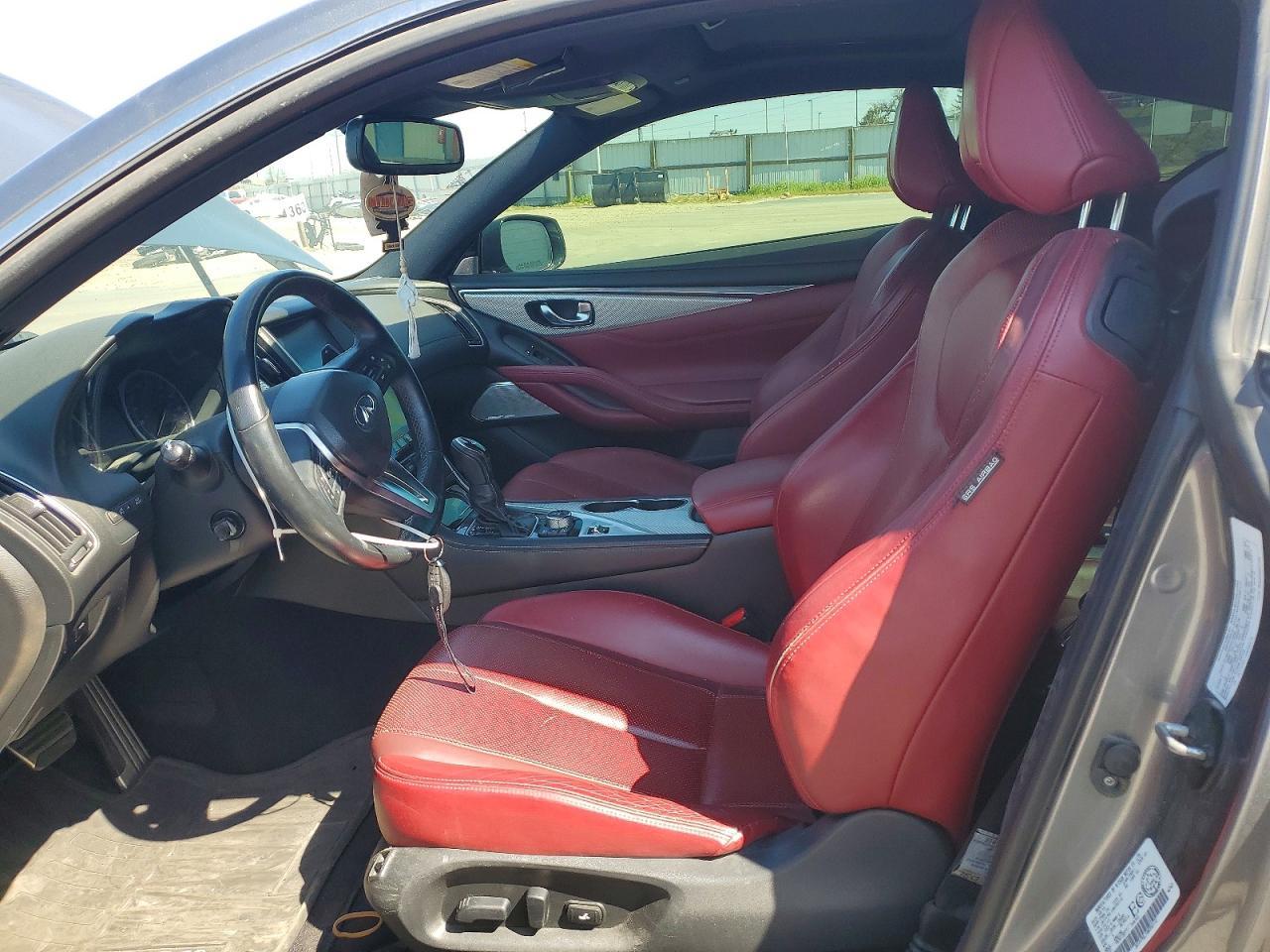 2017 Infiniti Q60 Red Sport 400 - Фото 7