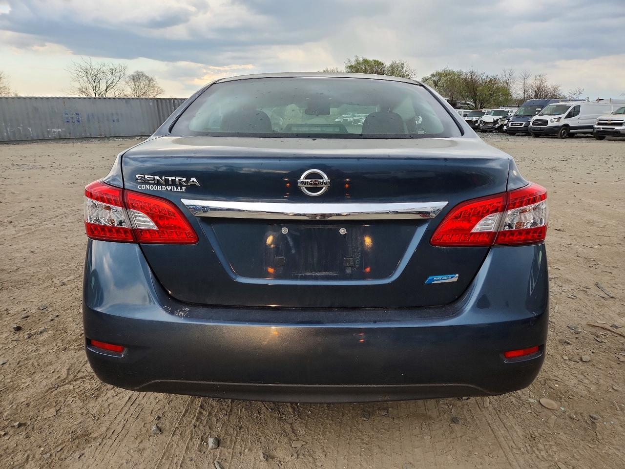 2014 Nissan Sentra S - Фото 6