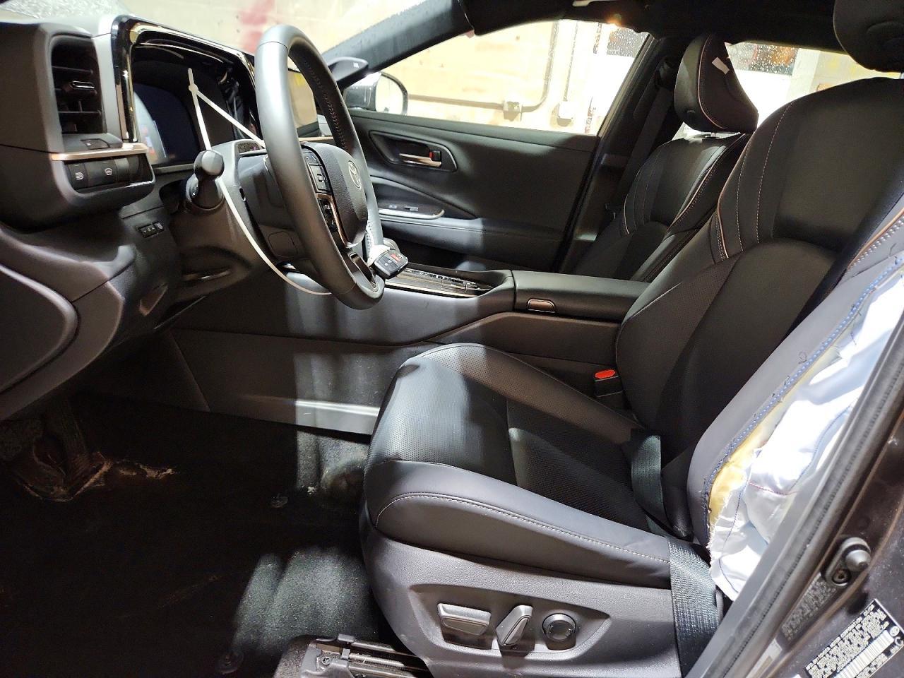 2024 Toyota Crown Limited - Image 7
