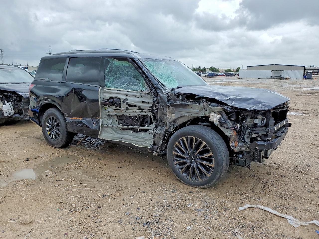 2025 Infiniti Qx80 Autograph - Image 4