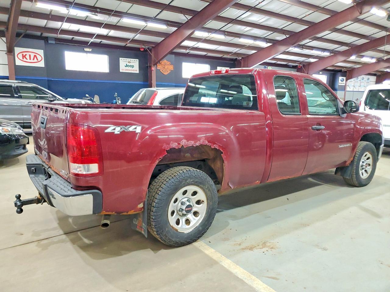 2009 GMC Sierra K1500 - Image 3