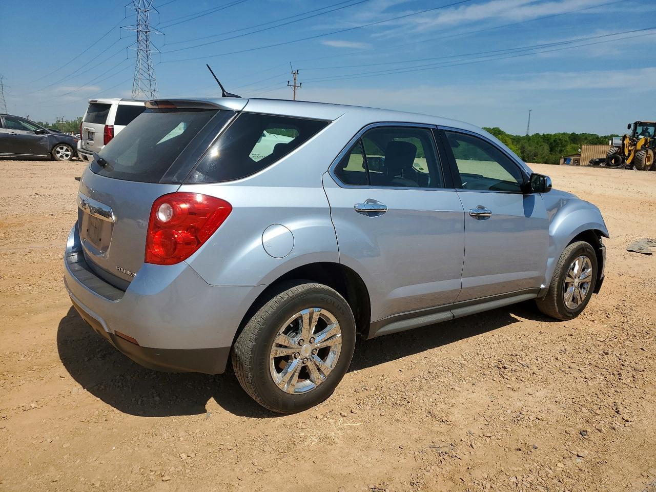 2014 Chevrolet Equinox Ls - Image 3