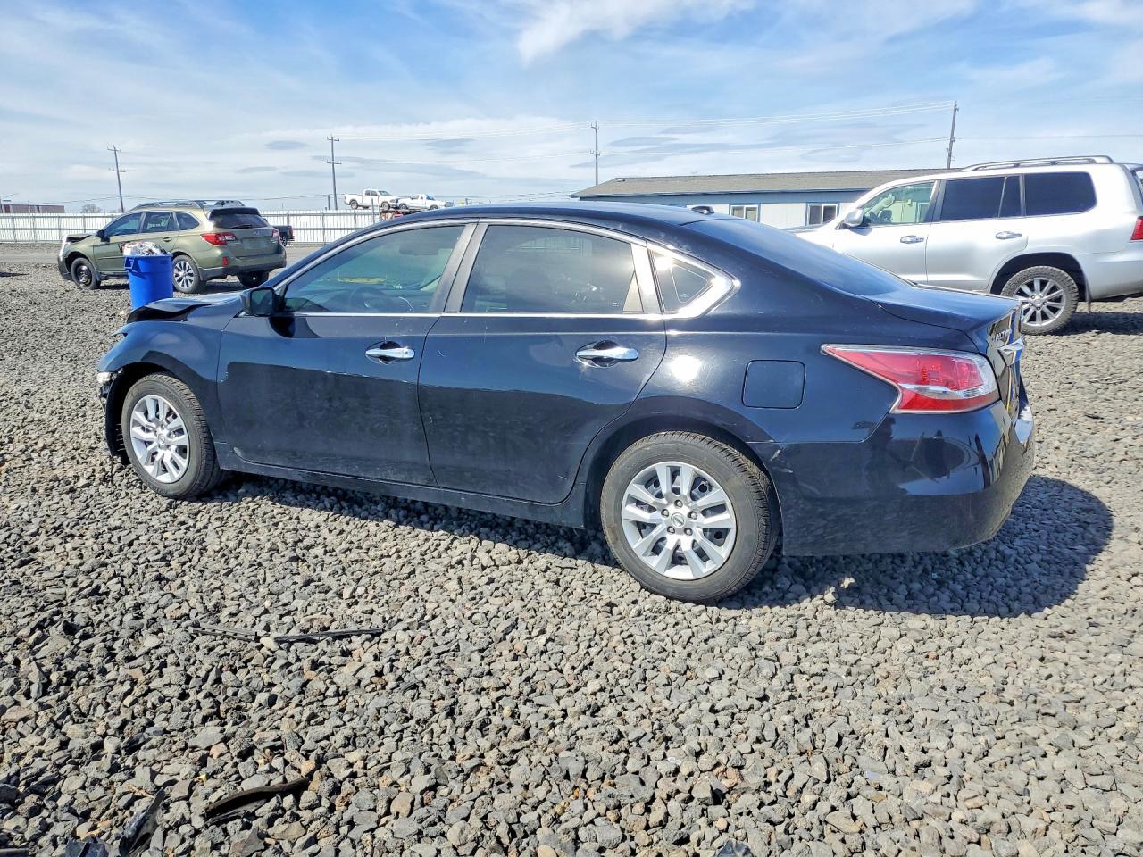 2015 Nissan Altima 2.5 S - Image 2