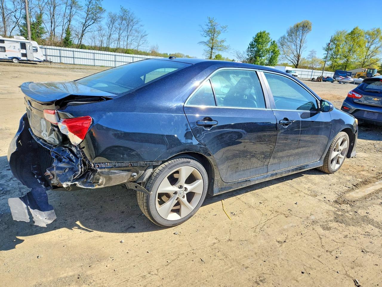 2012 Toyota Camry Se Sport Limited Edition - Фото 3