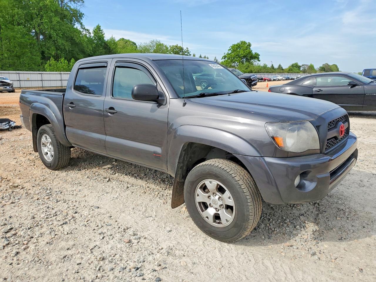 2011 Toyota Tacoma Double Cab Prerunner - Image 4