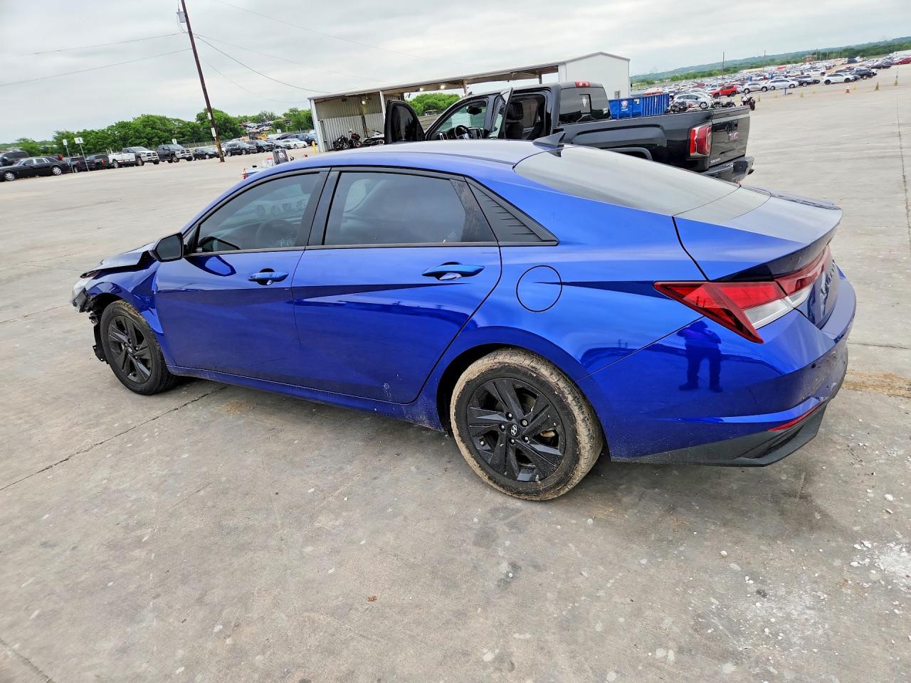2022 Hyundai Elantra Sel - Фото 2