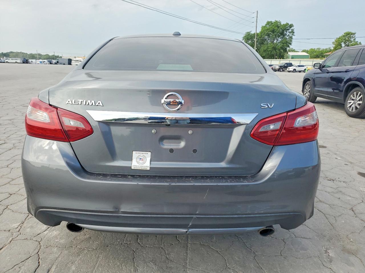 2018 Nissan Altima 2.5 Sv - Image 6