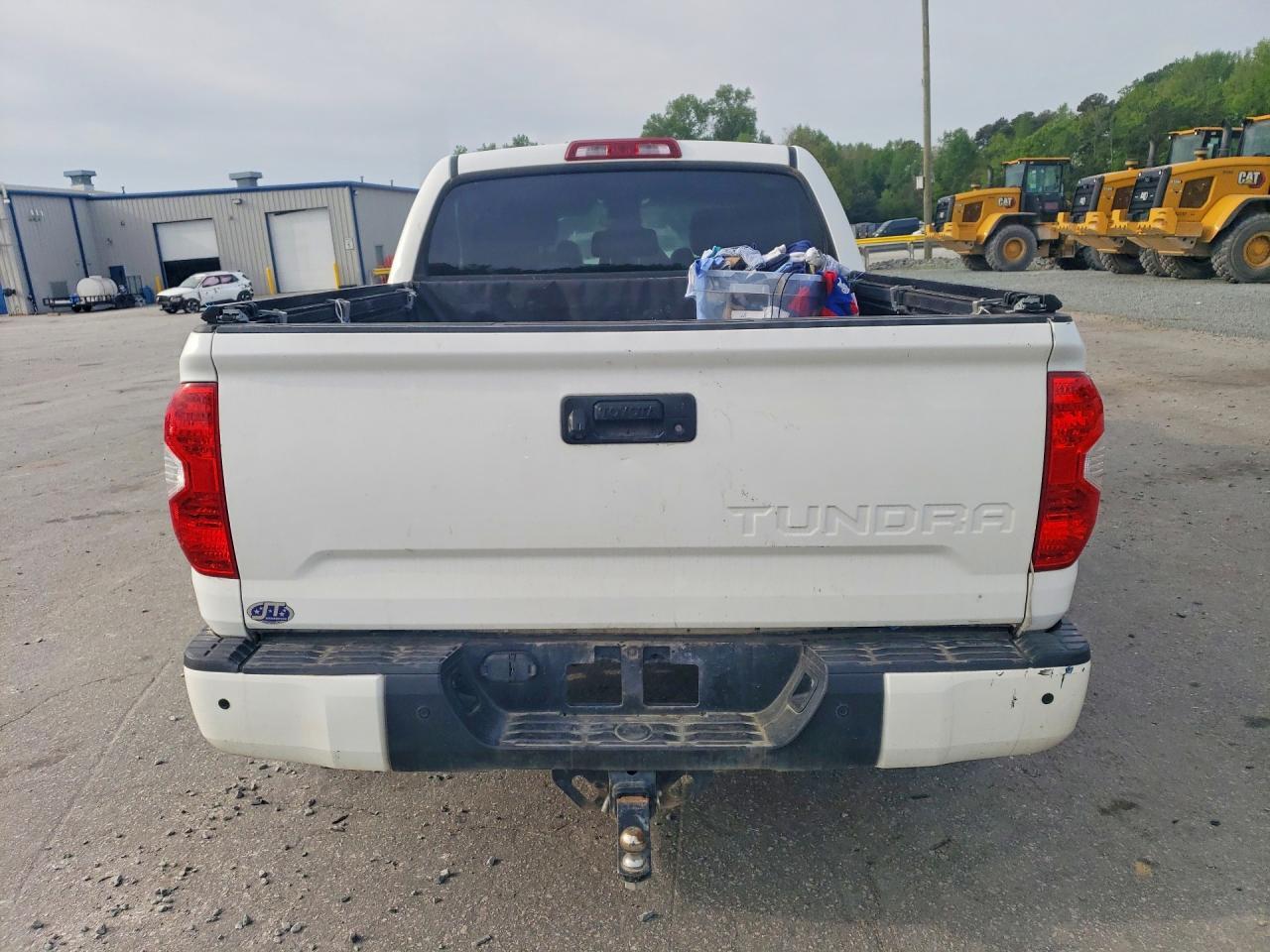 2015 Toyota Tundra Platinum - Фото 6