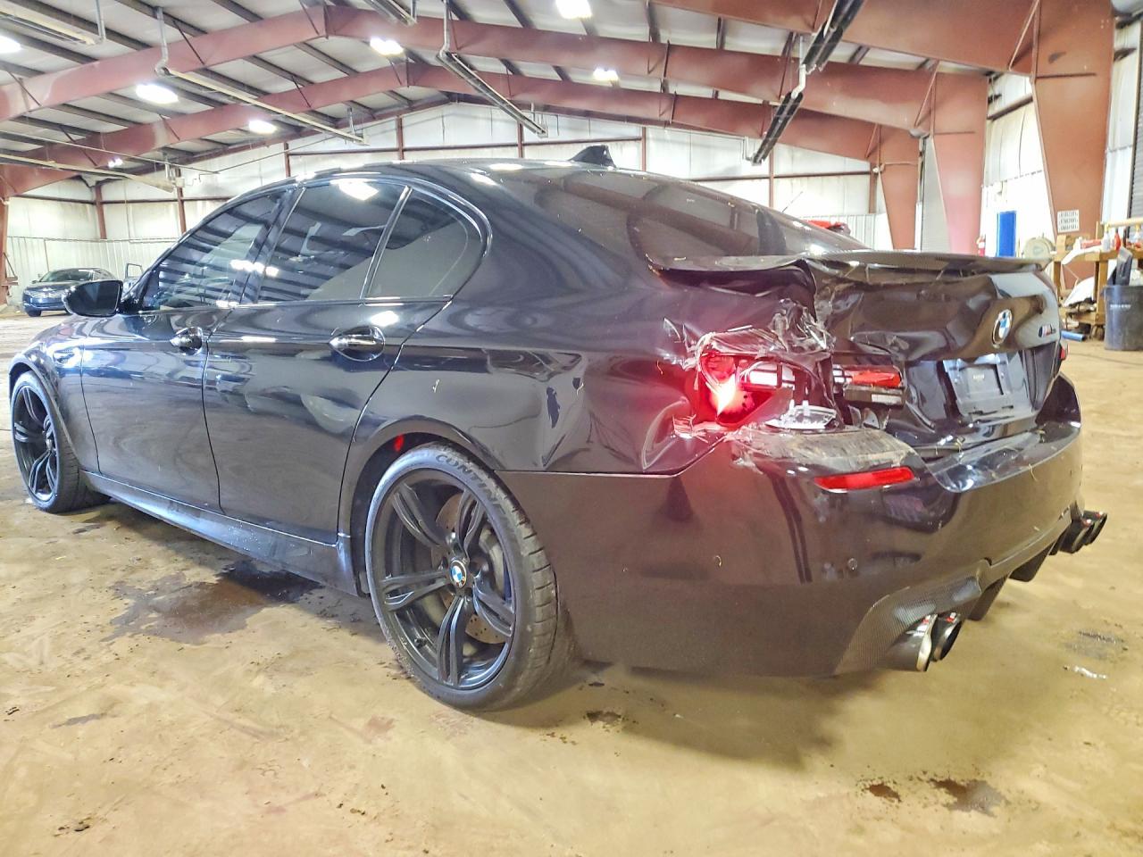 2013 BMW M5 - Image 2