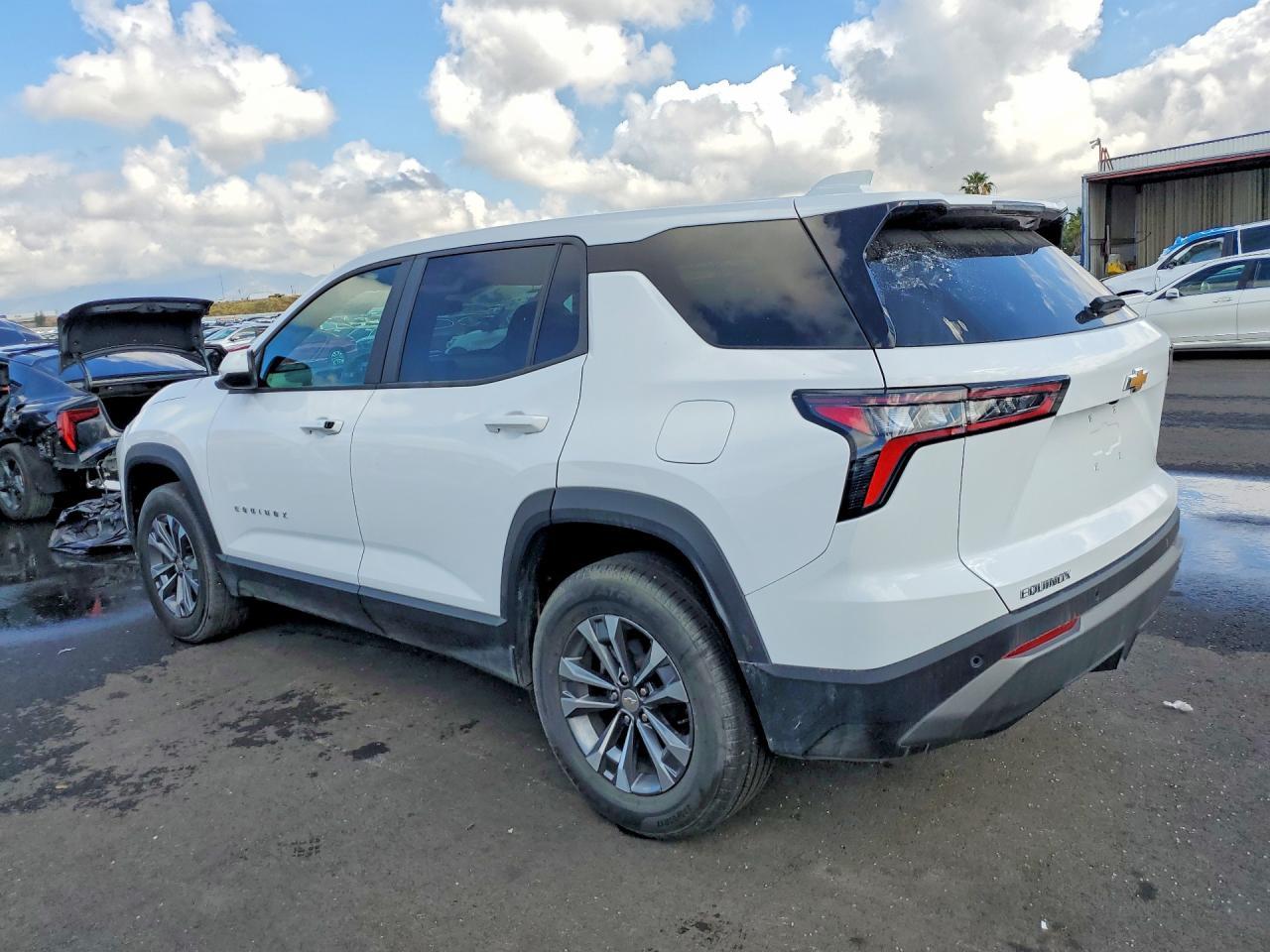 2025 Chevrolet Equinox Lt - Фото 2