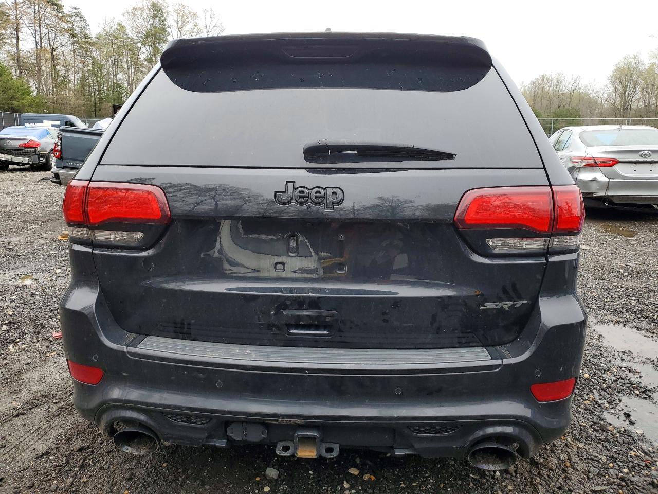 2017 Jeep Grand Cherokee Srt-8 - Image 6