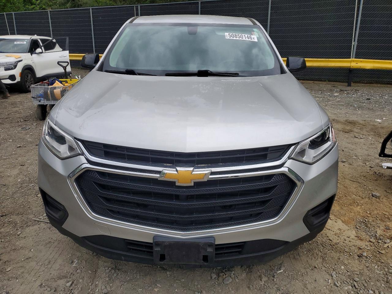 2019 Chevrolet Traverse Ls - Image 5