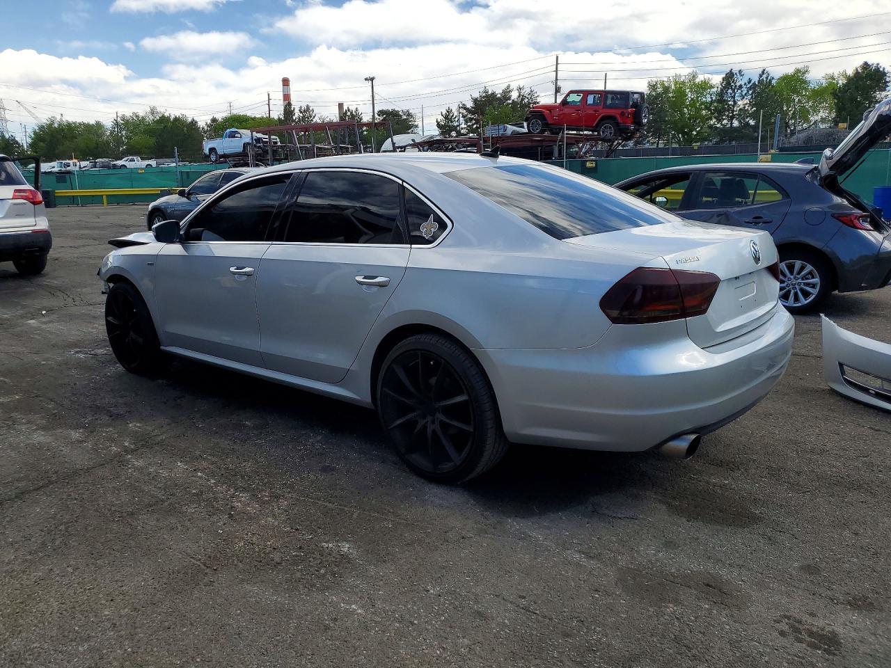 2015 Volkswagen Passat S - Фото 2