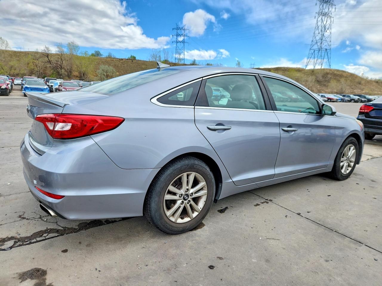 2015 Hyundai Sonata Se - Image 3