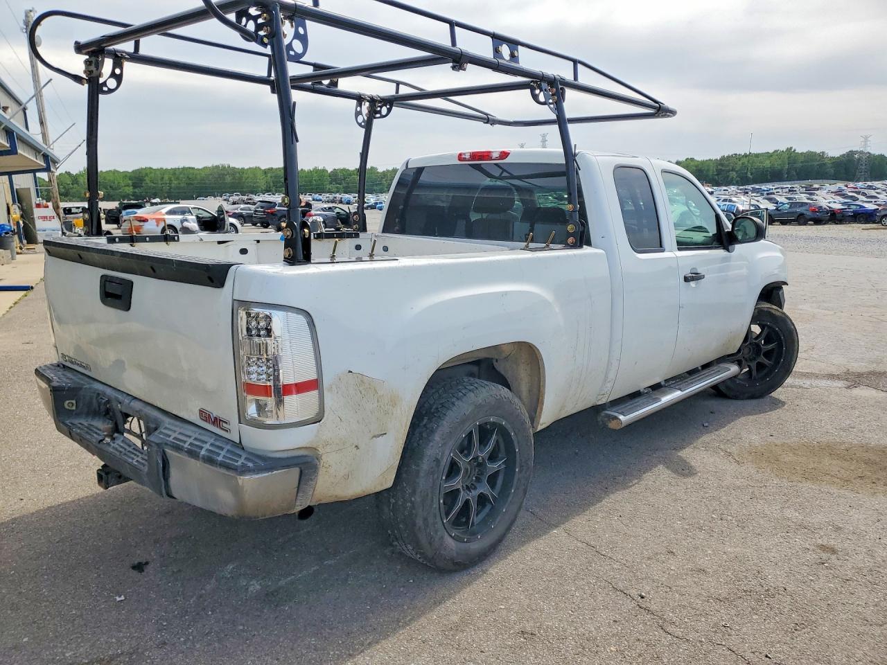 2009 GMC Sierra C1500 - Фото 3
