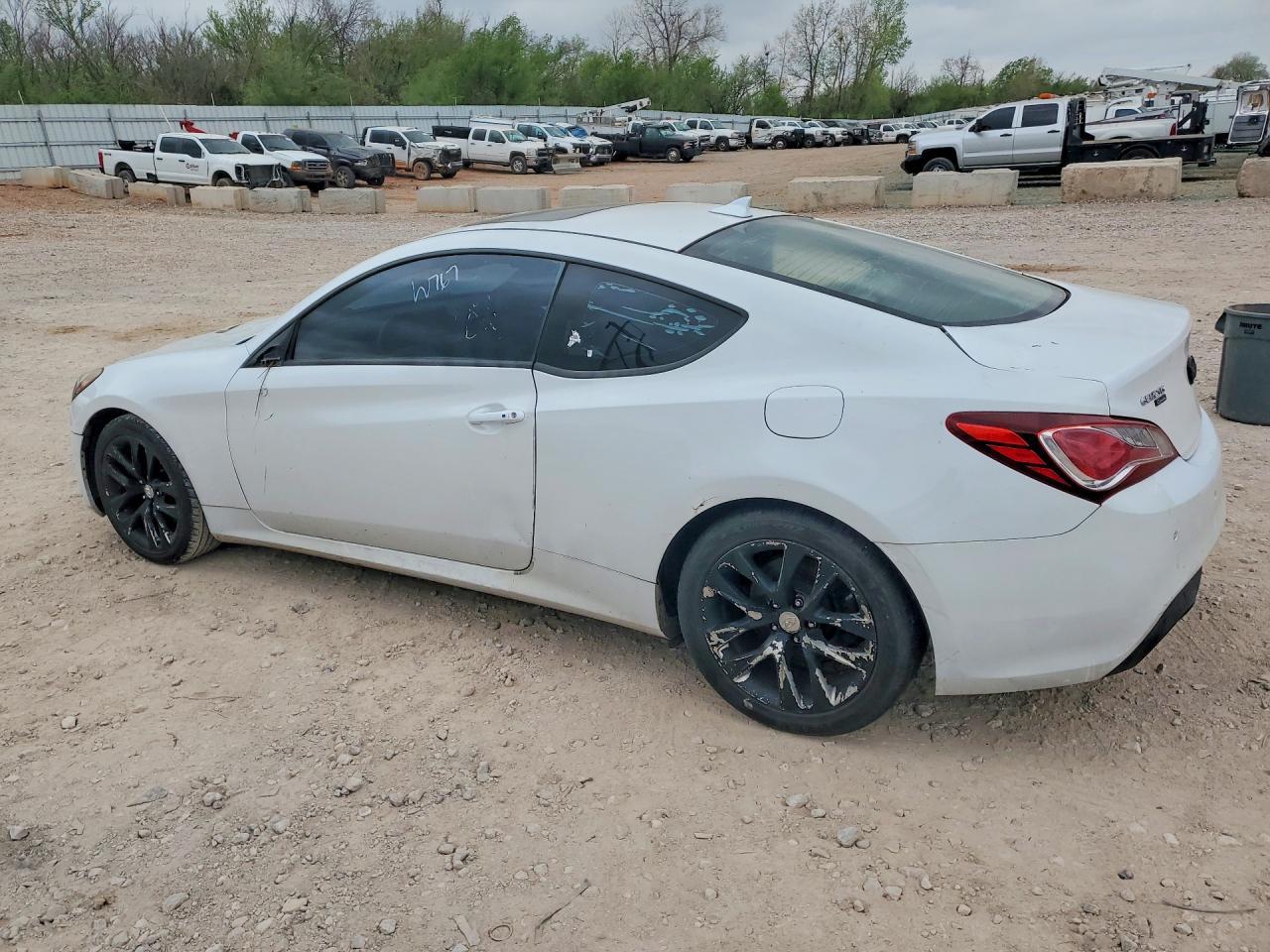 2014 Hyundai Genesis Coupe 2.0T Premium - Фото 2