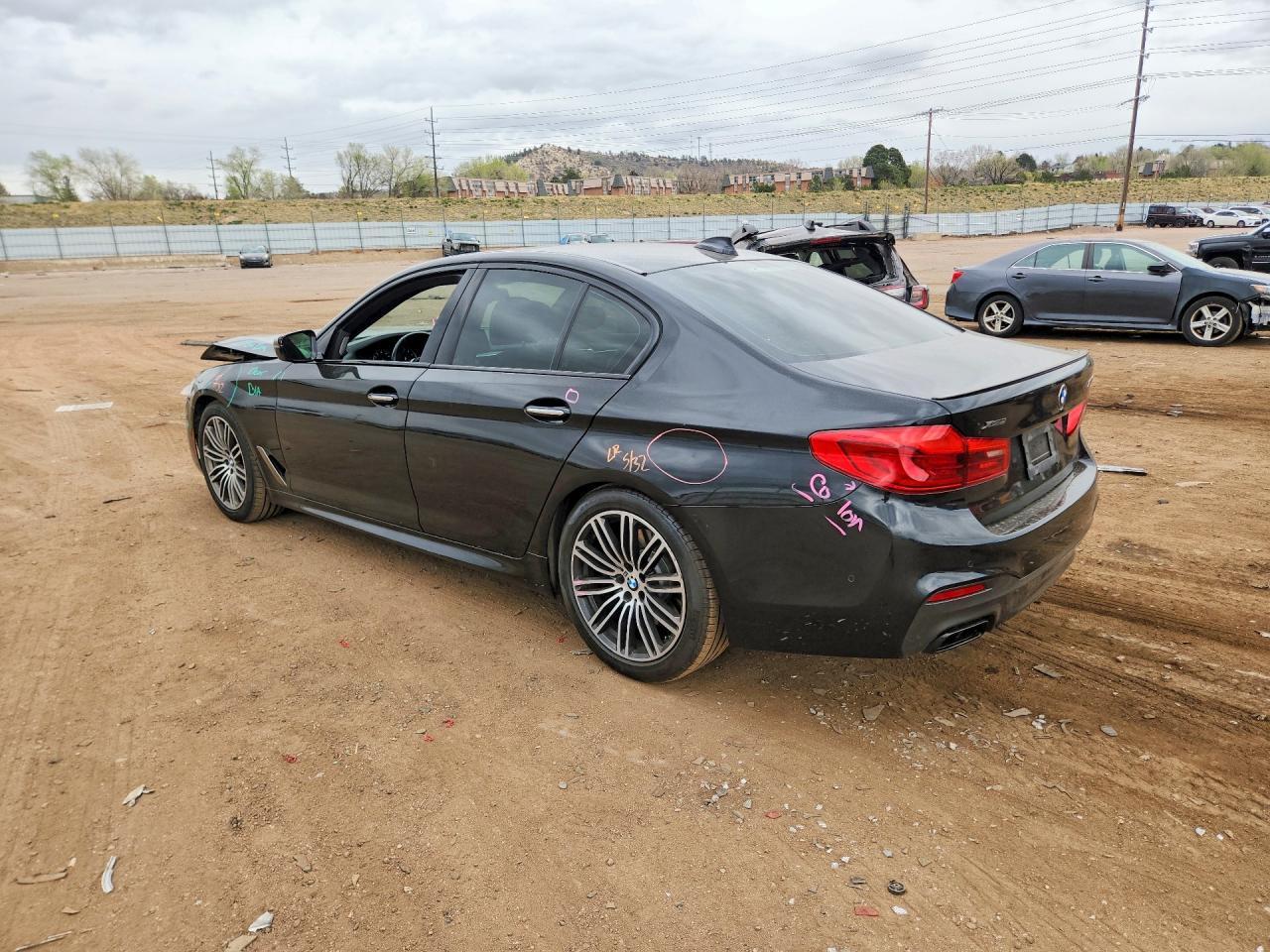 2018 BMW M550Xi - Фото 2