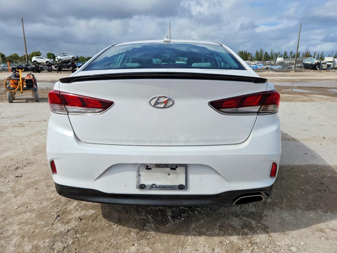 2018 Hyundai Sonata Se - Image 6