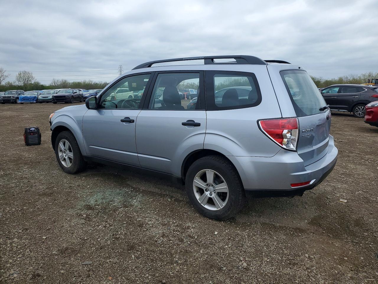 2013 Subaru Forester 2.5X - Фото 2