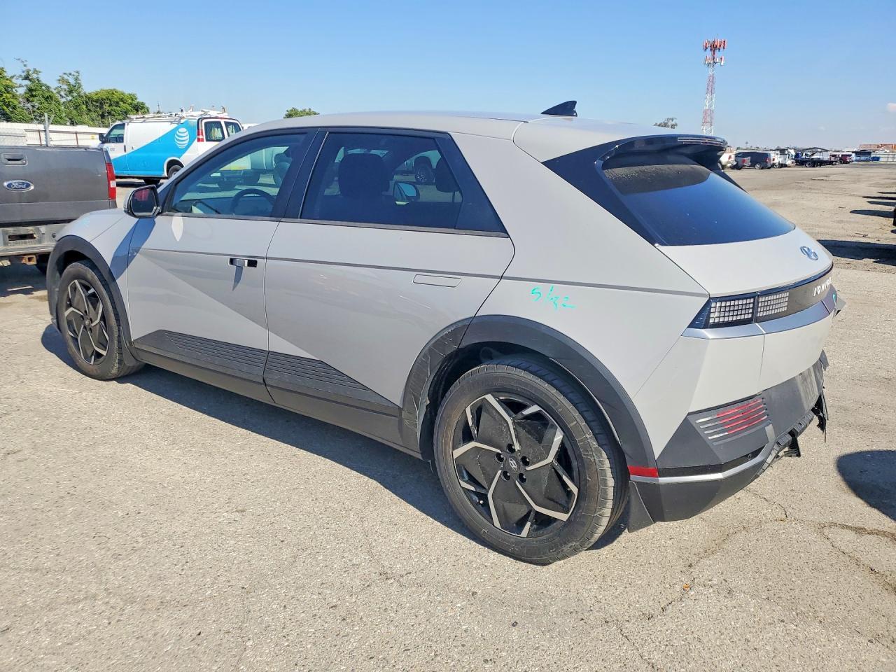 2023 Hyundai Ioniq 5 Sel - Image 2