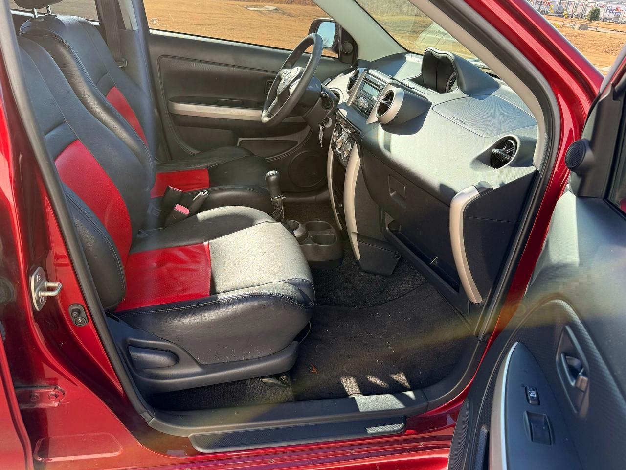 2006 Scion Xa Base - Image 5