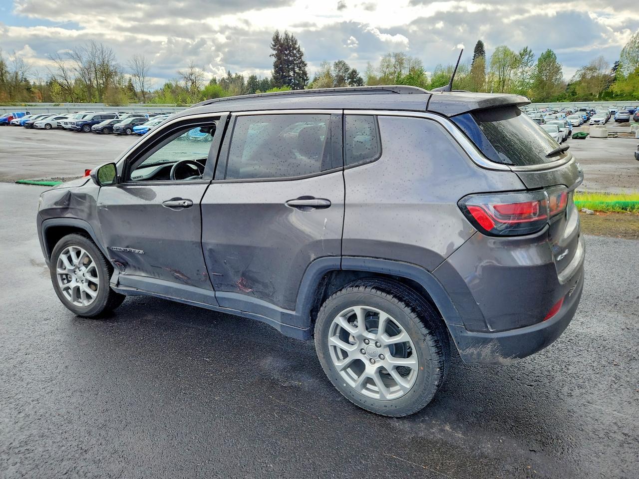 2022 Jeep Compass Latitude Lux - Фото 2