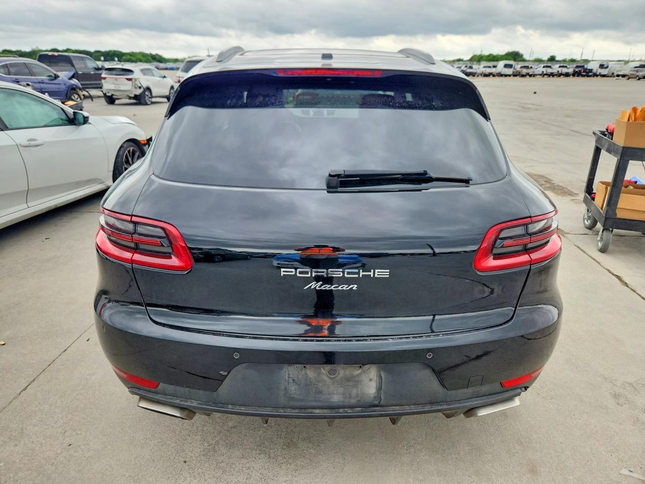 2017 Porsche Macan - Фото 6